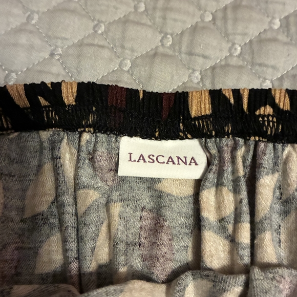 Chic Strapless Patterned Dress - Picture 6 of 12